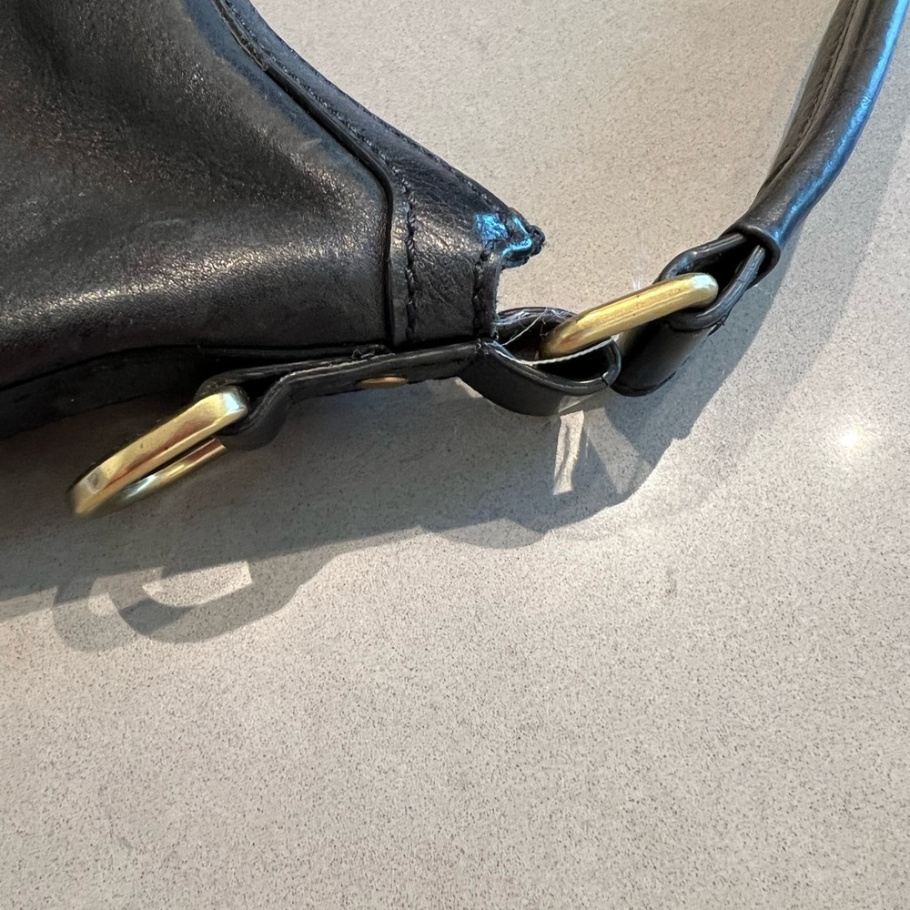 Frye Claude Hobo purse in Black leather - Picture 8 of 11